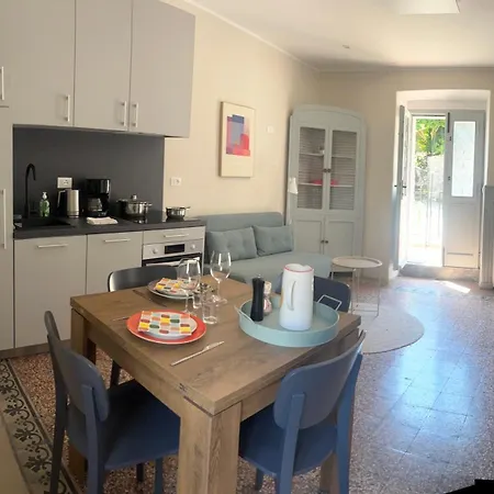 Casa Ella Nora Andrea