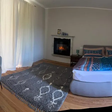 Casa Ella Nora Andrea 펜션 *